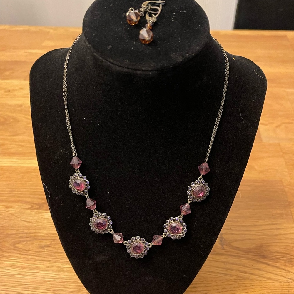 Elegant Magenta Necklace and Earring Set